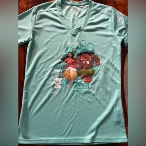 Run Disney Half Marathon Princess 2023 Half Marathon shirt size small New